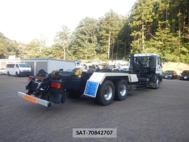 Isuzu GIGA 2007-05 1585660-6