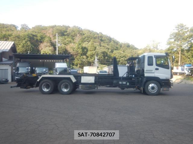 Isuzu GIGA 2007-05 1585660-7