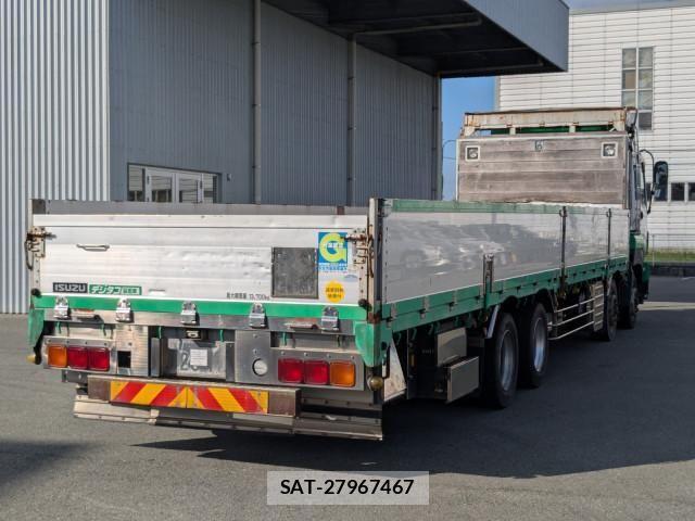 Isuzu GIGA 2013-05 1743293-4