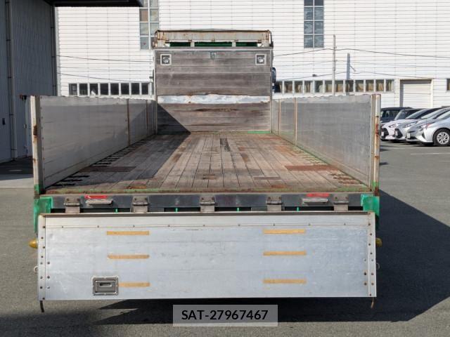 Isuzu GIGA 2013-05 1743293-8