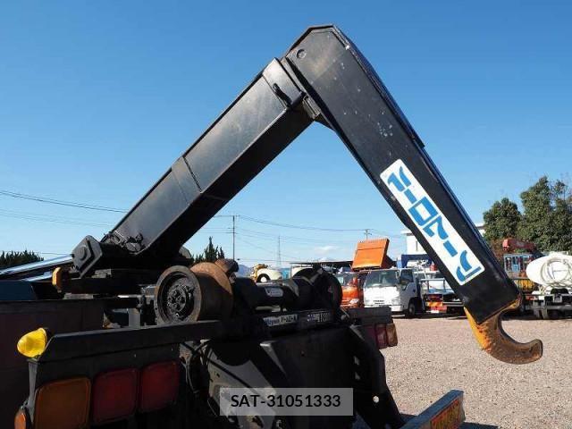 Isuzu GIGA 2007-02 1743287-14