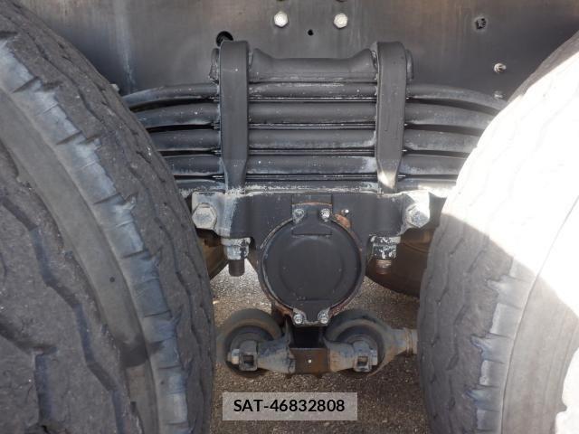 Isuzu GIGA 2023-06 2079848-24