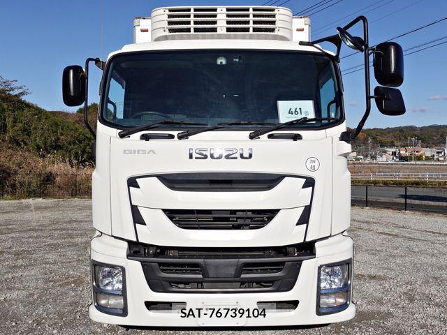Isuzu GIGA 2017-08 2099495-2