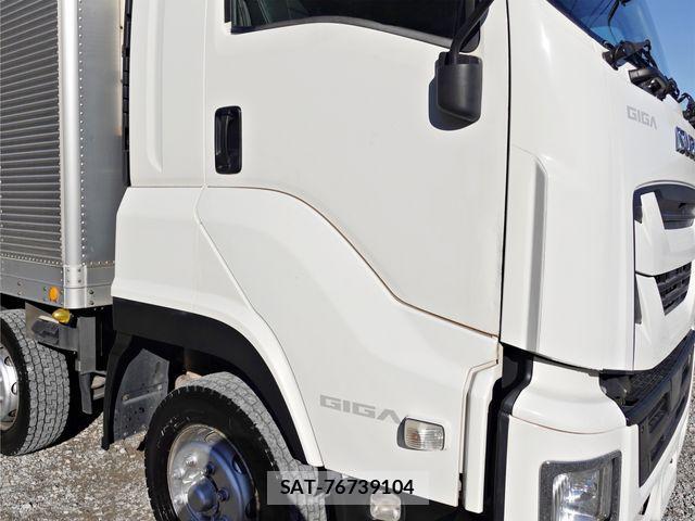 Isuzu GIGA 2017-08 2099495-5
