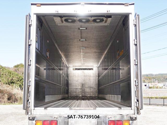 Isuzu GIGA 2017-08 2099495-8