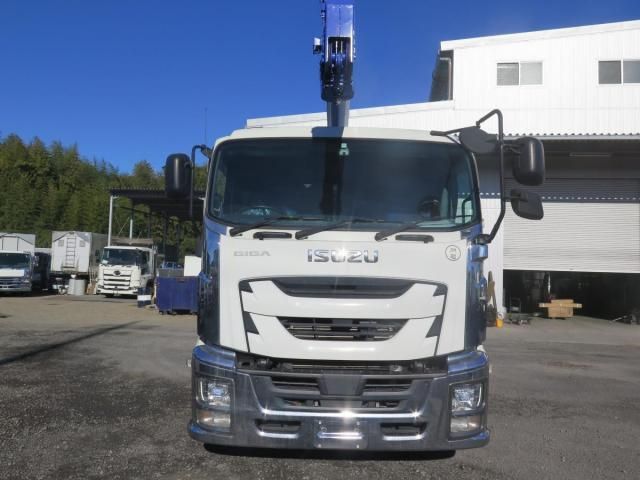 Isuzu GIGA 2018-09 2101622-1