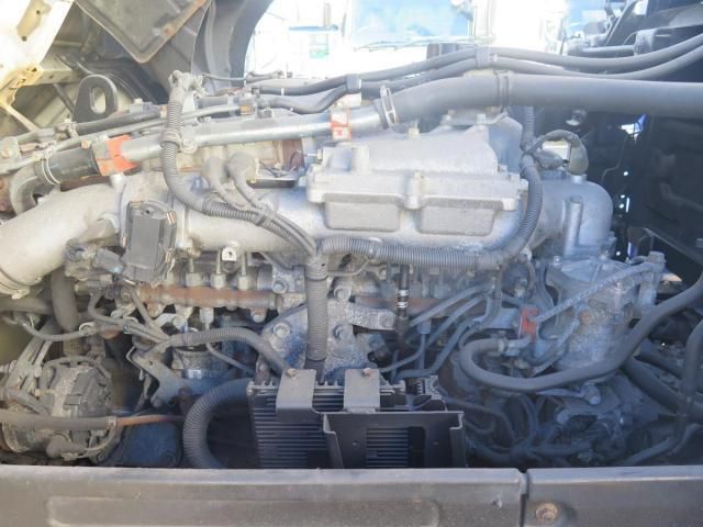 Isuzu GIGA 2018-09 2101622-26