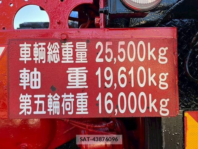 Isuzu GIGA 2014-10 2316544-14