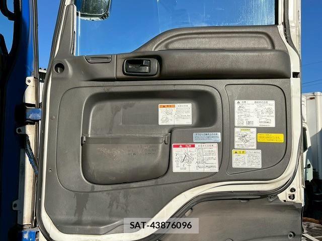 Isuzu GIGA 2014-10 2316544-15