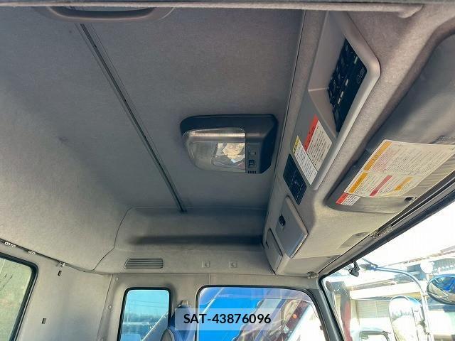 Isuzu GIGA 2014-10 2316544-18