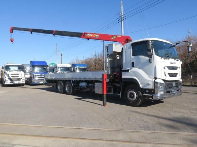 Isuzu GIGA 2020-03 2324679-0