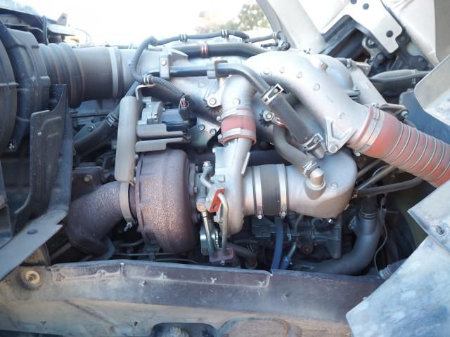 Isuzu GIGA 2015-01 2385892-10
