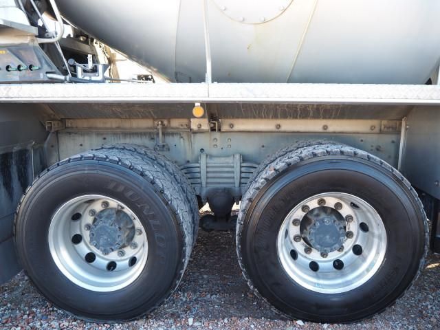 Isuzu GIGA 2015-01 2385892-18
