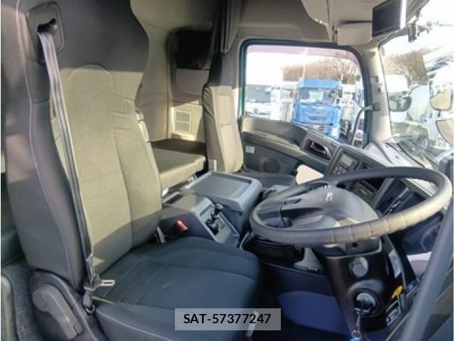Isuzu GIGA 2021-03 2665663-22
