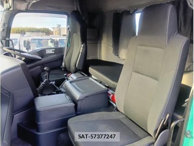 Isuzu GIGA 2021-03 2665663-23