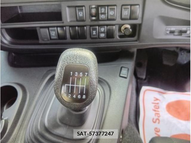 Isuzu GIGA 2021-03 2665663-26
