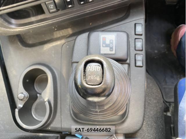 Isuzu GIGA 2018-03 2665683-21