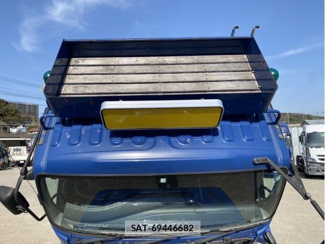Isuzu GIGA 2018-03 2665683-29