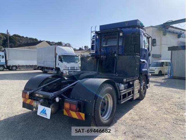 Isuzu GIGA 2018-03 2665683-3