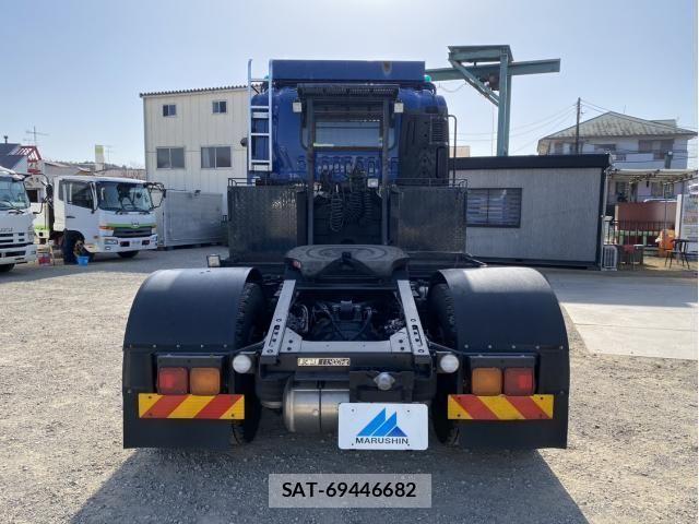 Isuzu GIGA 2018-03 2665683-6