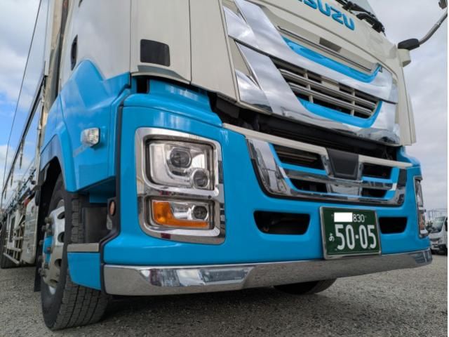 Isuzu GIGA 2023-11 2709488-3