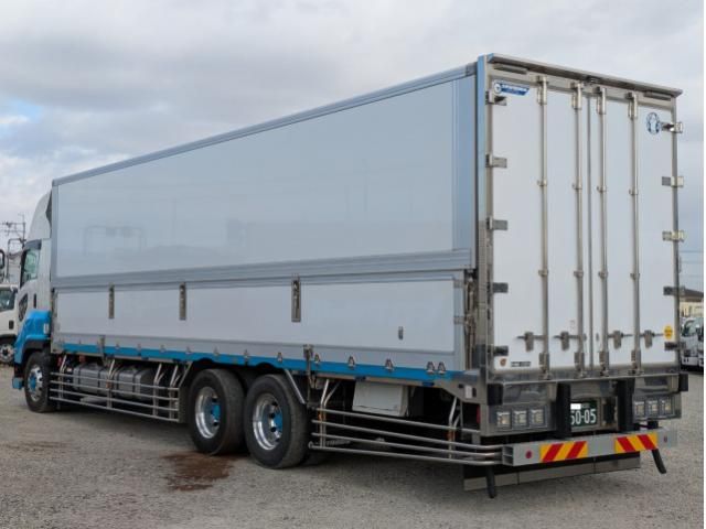 Isuzu GIGA 2023-11 2709488-5