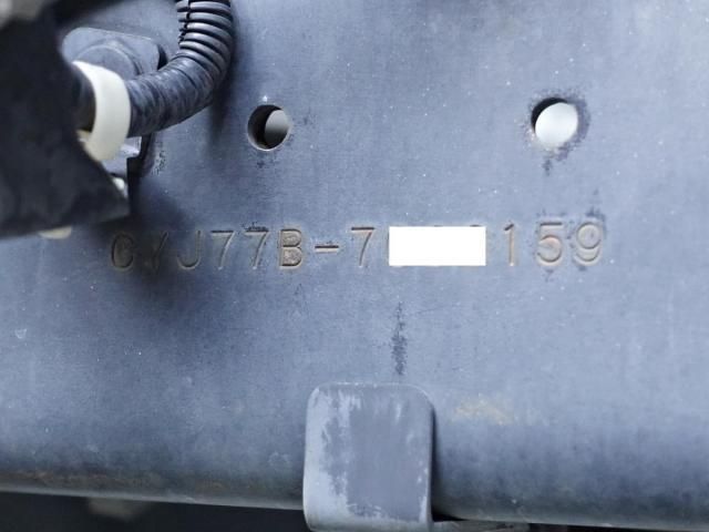 Isuzu GIGA 2017-03 3000808-17