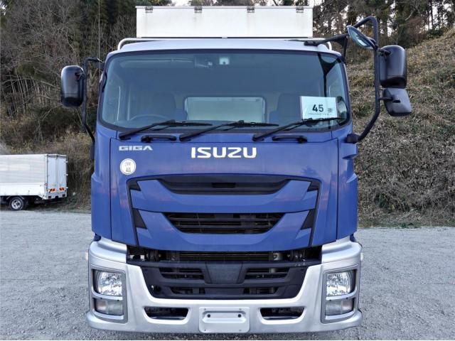 Isuzu GIGA 2017-03 3000808-1