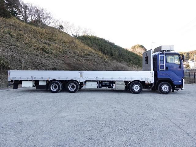 Isuzu GIGA 2017-03 3000808-5