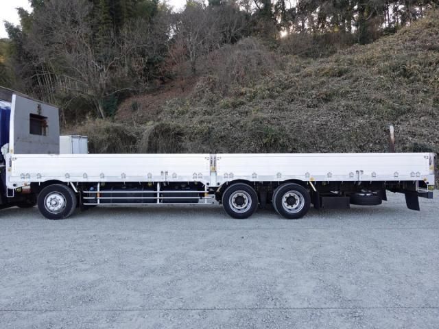 Isuzu GIGA 2017-03 3000808-8