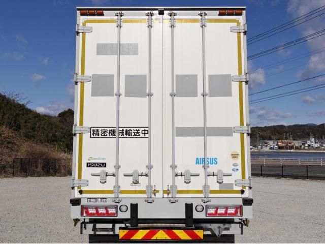 Isuzu GIGA 2017-05 3292735-8