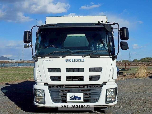 Isuzu GIGA 2012-09 3670634-7