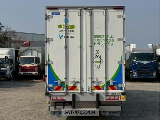 Isuzu GIGA 2019-02 3670625-5