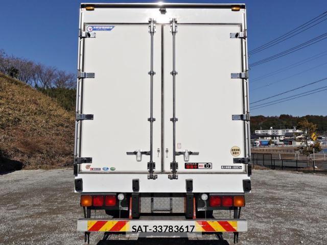 Isuzu GIGA 2017-07 3670643-10