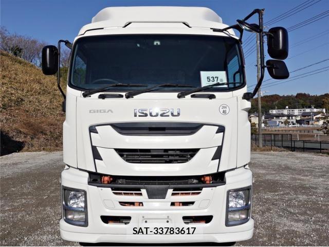 Isuzu GIGA 2017-07 3670643-3