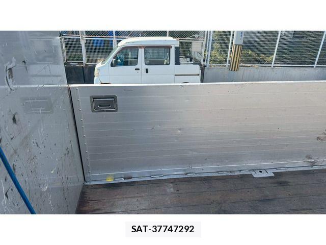 Isuzu GIGA 2022-02 3670619-10