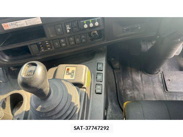 Isuzu GIGA 2022-02 3670619-18