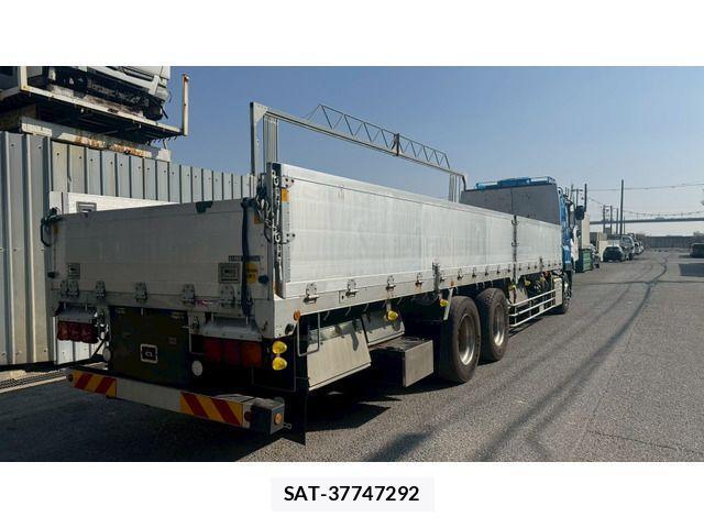 Isuzu GIGA 2022-02 3670619-3