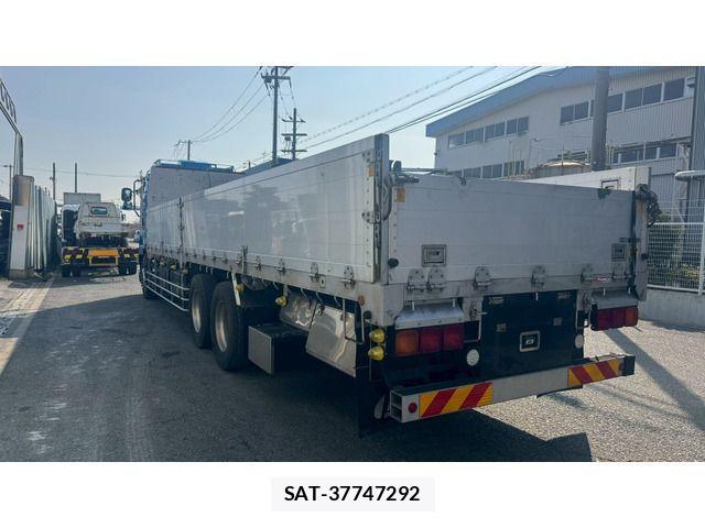 Isuzu GIGA 2022-02 3670619-5