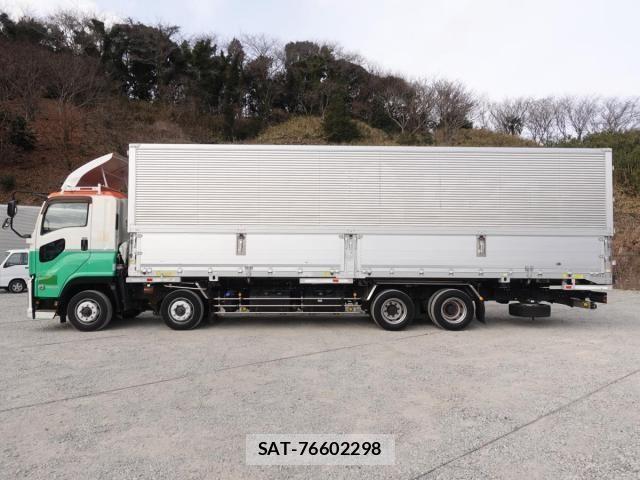 Isuzu GIGA 2017-11 3905844-6