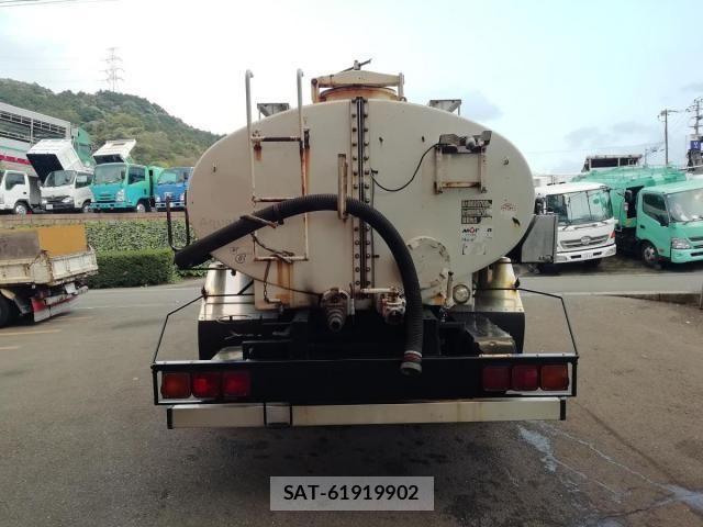 Isuzu GIGA 2008-02 3905839-5