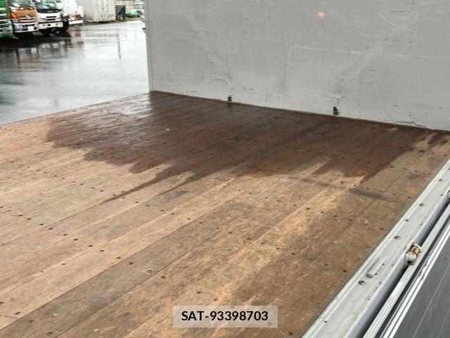 Isuzu GIGA 2019-02 3934257-10