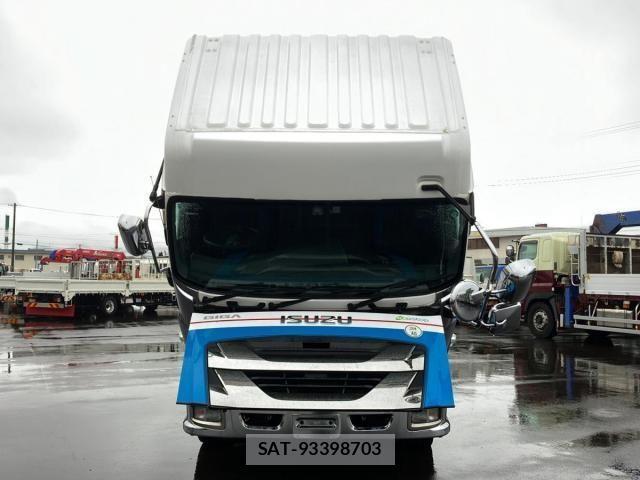 Isuzu GIGA 2019-02 3934257-22