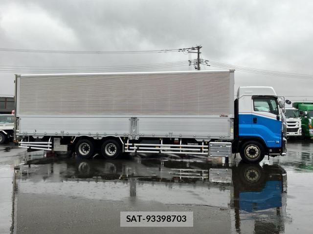 Isuzu GIGA 2019-02 3934257-7
