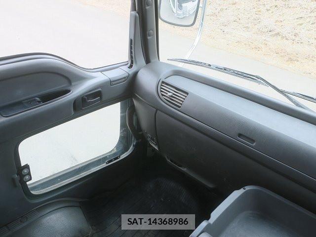 Isuzu GIGA 2012-10 4042880-16