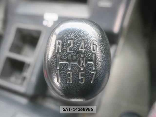 Isuzu GIGA 2012-10 4042880-20