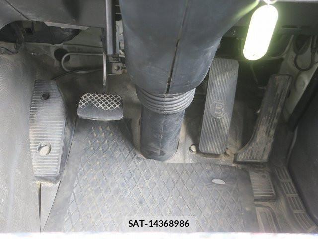 Isuzu GIGA 2012-10 4042880-21