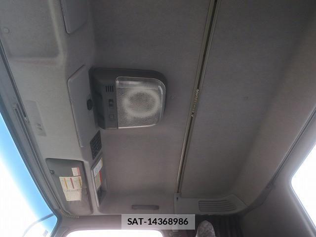 Isuzu GIGA 2012-10 4042880-23