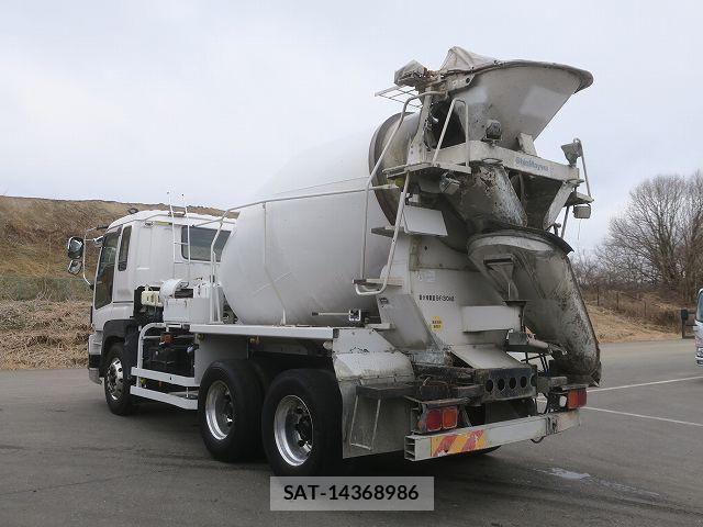Isuzu GIGA 2012-10 4042880-3