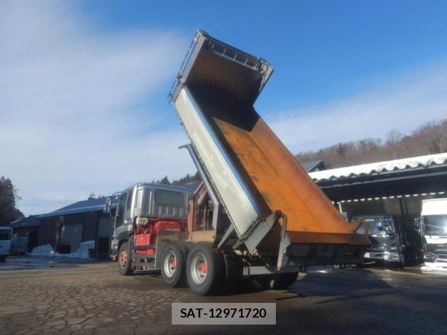 Isuzu GIGA 2012-07 4042884-21